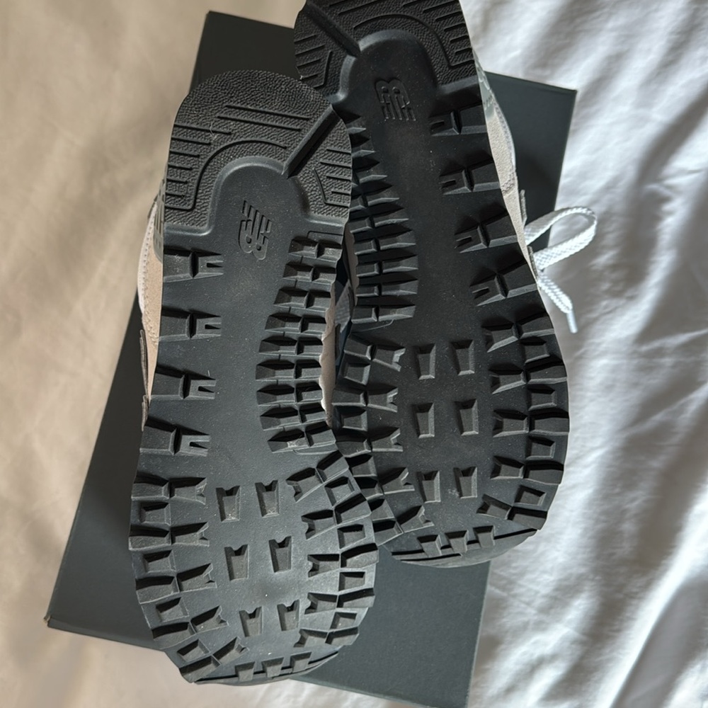 New Balance 574 Core Sneakers - Picture 3 of 7
